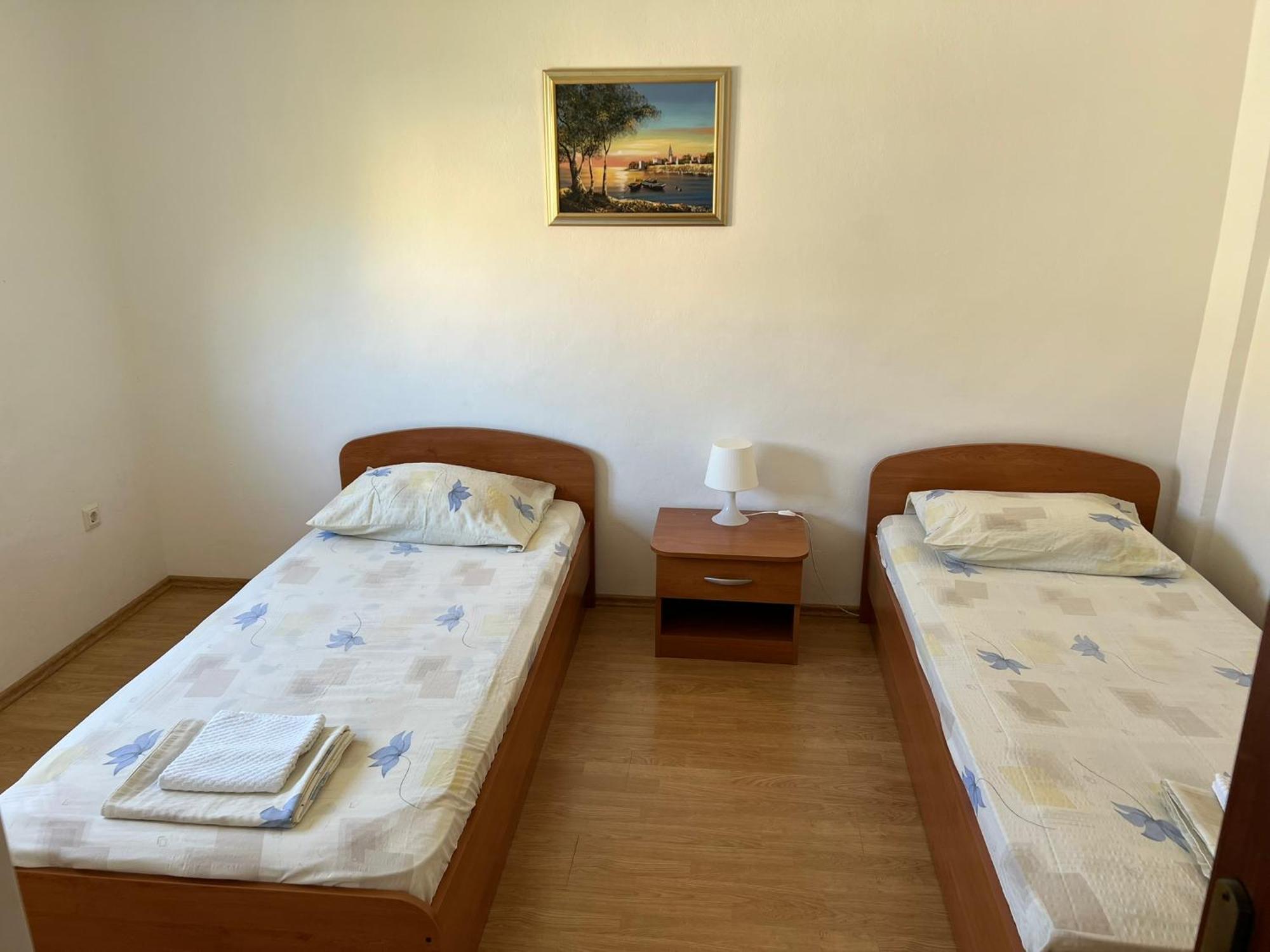 Apartments Jita Примоштен Екстер'єр фото